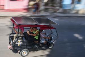 CUBA-TRICICLOS ELÉCTRICOS