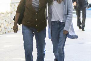 EXC Jennifer Garner, Violet