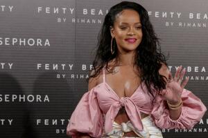 Video de Rihanna en Instagram para mostrar su maquillaje