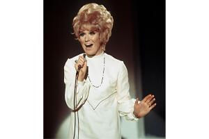 Dusty Springfield Grosby Group (3).jpg