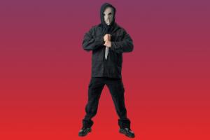 Villano de la micronovela Sola y Embarazada en un estacionamiento abandonado