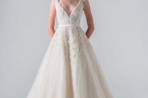 anne-barge-a-line-wedding-dress-33329863.jpg