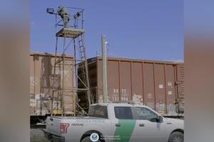 Uvalde hombre muerto tren Knippa Sabinal Yucca CBP Border Patrol vagón rescate Texas