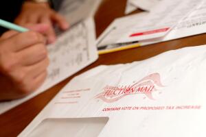 Oregon Voters Go To The Polls