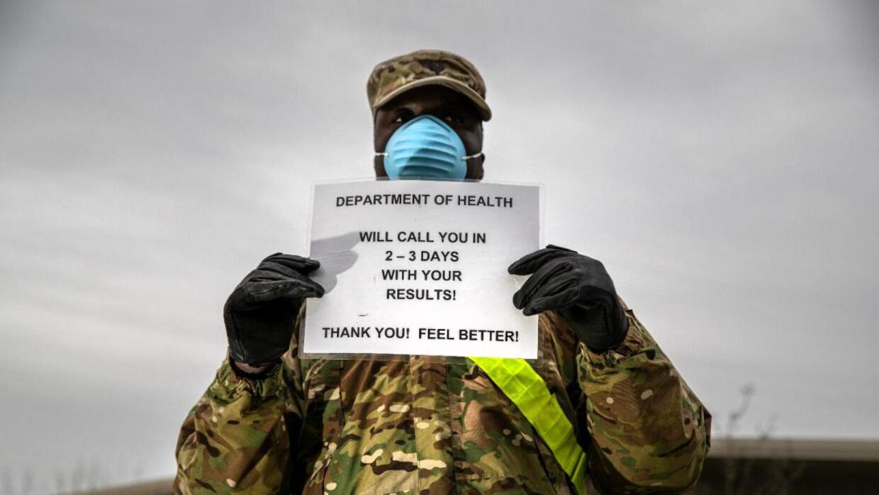 Necesitamos un ejército de trabajadores de la salud”: qué falló en la llamada guerra de EEUU contra la pandemia | Noticias Univision Salud | Univision