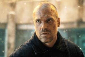 Hopper stranger things