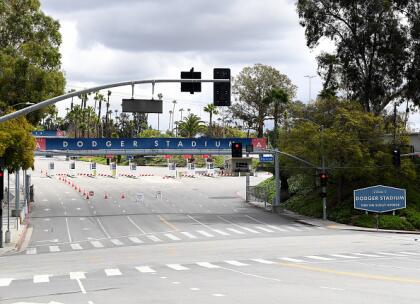 El estadio de Los Angeles Dodgers pospuso la apertura de la Liga Mayor de Beisbol de la temporada 2020 agendada para el pasado 25 de marzo. <br>