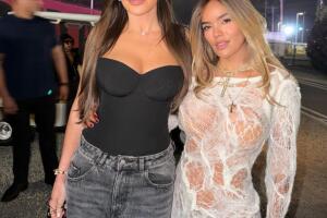 Sofía Vergara y Karol G en el Super Bowl 2026