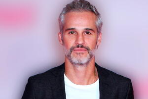 Hospitalizan al actor Juan Pablo Medina por supuesta trombosis (esto sabemos sobre su salud)