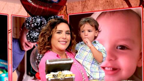 Daniel Nicolás, el hijo menor de Angélica Vale y su esposo Otto Padrón, cumplió 8 años: fotos de cómo ha crecido | Univision Famosos | Univision