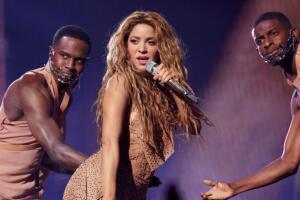 Shakira se presentó en los MTV VMAs 2023.