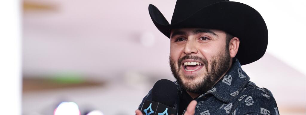 El cantante de corridos Gerardo Ortiz se declaró culpable de violar la Ley Kingpin, por cantar en corciertos organizados por un promotor vinculado al Cartel de Jalisco | Noticias Univision Narcotráfico | Univision