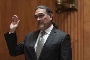 Robert Santos