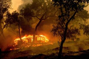 hennessey fire napa.jpg