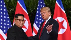 Trump ofreció a Kim Jong Un llevarlo a su país en el Air Force One, según dijo exasesor de su gobierno a la BBC