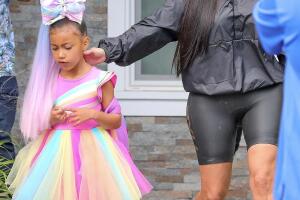 North West Kim Kardashian 