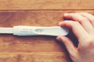 prueba-de-embarazo-positivo.jpg