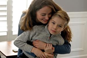 Le hace falta un hermanito