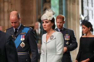 Príncipes William y Harry, Kate Middleton, Meghan Markle