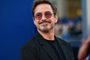 robert-downey-jr-1218-1400x1000.jpg