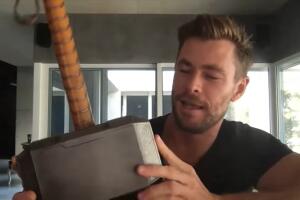 martillos_robados_chris_hemsworth_3.jpg