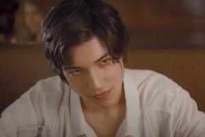 Tenemos que hablar de Kevin película de tiroteos escolares 2.jpg