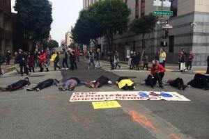 Protestan contra redadas en San Francisco 
