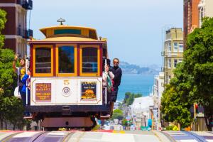 San Francisco Bay Coming Cable Car Front Close H