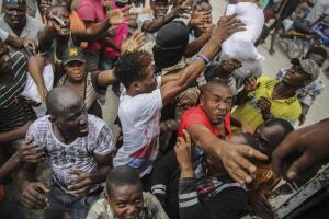 Haiti Earthquake food distribution