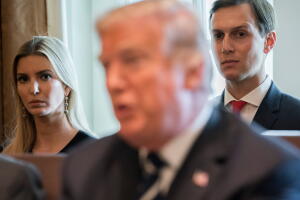 Ivanka Trump y su esposo Jared Kushner, asesores del presidente Trump en la Casa Blanca.
