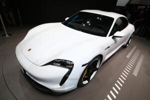 Porsche Taycan.jpg