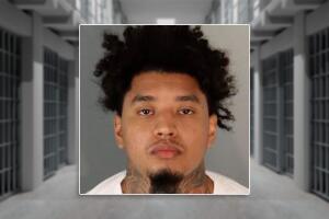 Andre Devin Thomas, de 23 años, fue identificado como sospechoso del homicidio de David Abarca.