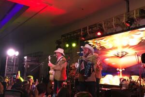 Un éxito la posada anual a beneficiencia del grupo Duelo