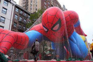 NYC anuncia amplio operativo de seguridad para proteger Desfile de Acción de Gracias.