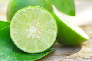 Nutricionista indica: limão neutraliza o pH do sangue: o que isso significa?