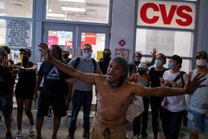 US-POLICE-RACE-UNREST-DEMONSTRATION
