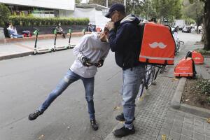 Colombia Venezuelan Delivery Workers