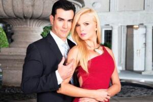 Marjorie de Sousa y David Zepeda en 'Hasta el fin del mundo'