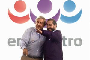 López Obrador con Hugo Eric Flores, dirigente del Partido del Encuentro Social (PES).