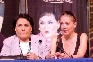 Carmen Salinas y Edith González