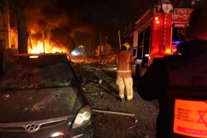 Misil iraní impacta en Tel Aviv