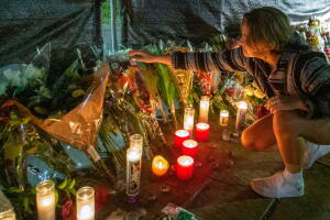 Demandan a los raperos Travis Scott y Drake por la tragedia ocurrida en el Festival Astroworld en Houston