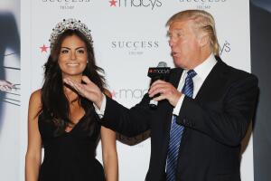 Las estrellas de telenovela van contra Donald Trump