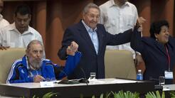 Cuba's leaders dig in, delay passing torch