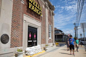Wells Fargo.jpg