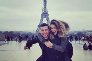 Jacqueline Bracamontes y Martín Fuentes de viaje