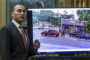 Abogados alegan que el golpe mortal de Lyle fue una reacción ante el pánico