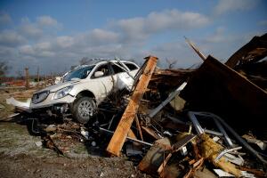 One Killed In Missouri During Major Tornado Outbreak In Midwest