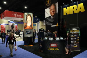 El stand de la Asociación Nacional del Rifle (NRA) durante la Conferencia de Acción Politica Conservadora (CPAC) en National Harbor, Maryland, el 22 de febrero de 2018.