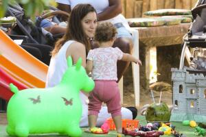 Nathalia Dill e filha